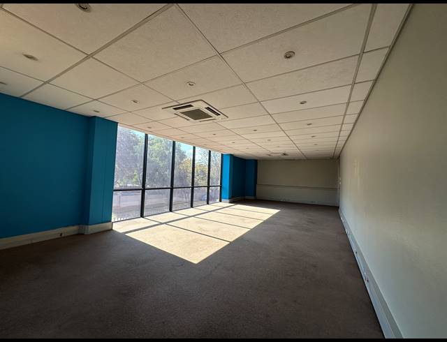 200M² OFFICE TO LET IN SANDTON CENTRAL